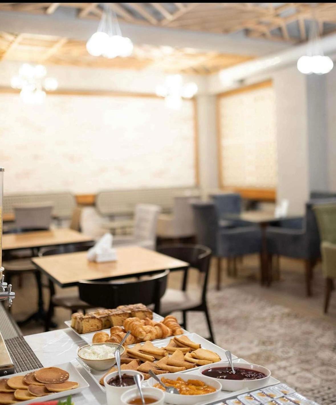 Boulevard Hotel Γιερεβάν Εξωτερικό φωτογραφία